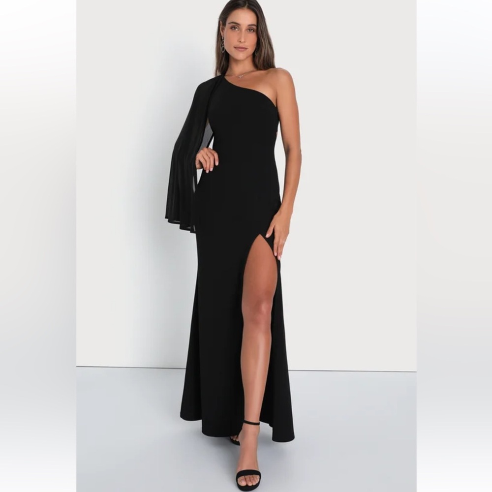 Majestic Attitude Black Cape Sleeve One-Shoulder Maxi Dress
